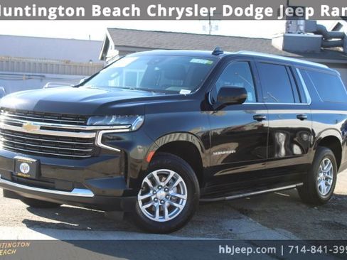 Used 2023 Chevrolet Suburban LT image 10
