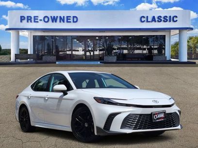 Used 2025 Toyota Camry SE