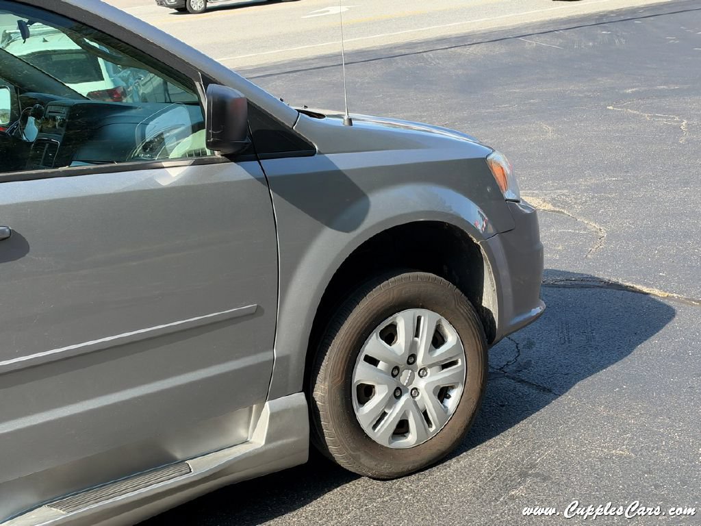 Used 2014 Dodge Grand Caravan SE w/ Quick Order Package 29E SE FWD image 26