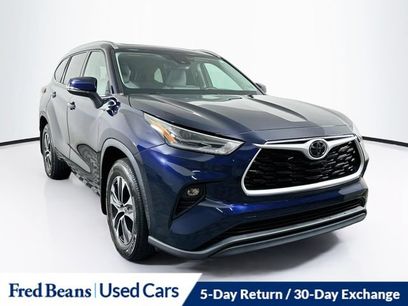 Used 2021 Toyota Highlander XLE