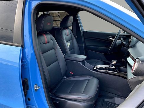 Used 2024 Chevrolet Trax RS w/ Driver Confidence Package image 7