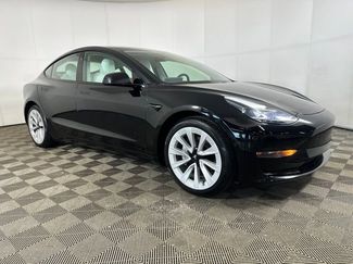 Used 2021 Tesla Model 3 Long Range video 2