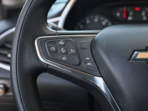 Used 2023 Chevrolet Malibu LT FWD image 25