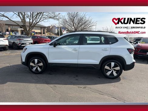 Used 2025 Volkswagen Taos S image 9