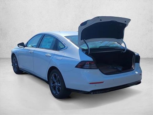 New 2026 Honda Accord EX-L image 9