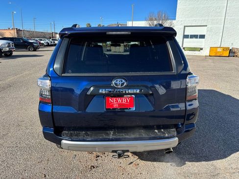 Used 2019 Toyota 4Runner TRD Off-Road Premium image 6