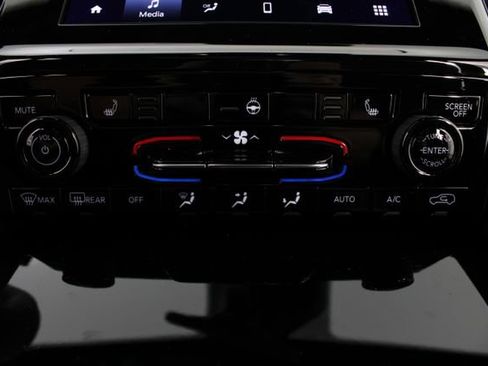 New 2026 Jeep Grand Cherokee L 4WD image 6