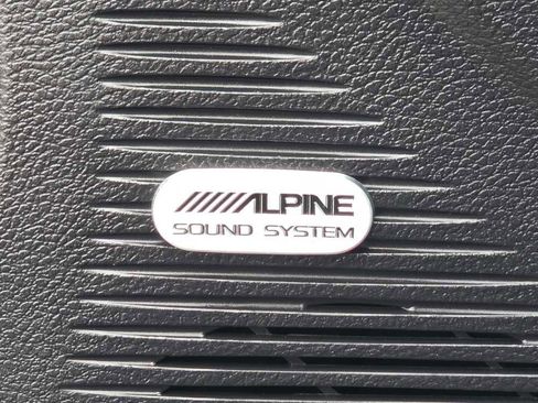 Used 2015 Dodge Challenger R/T w/ Quick Order Package 28D R/T image 18