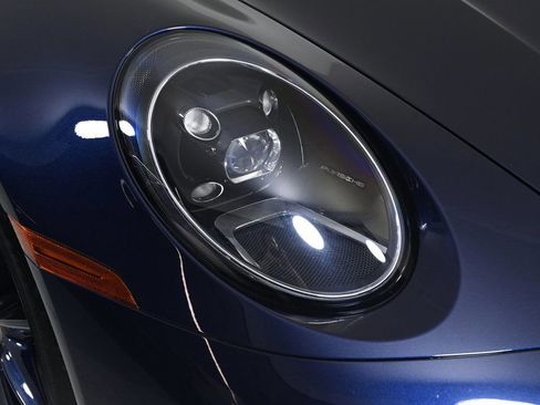 Certified 2022 Porsche 911 Carrera S image 11