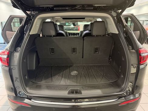 Used 2021 Buick Enclave Avenir w/ Avenir Technology Package FWD image 10