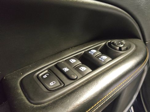 Used 2018 Jeep Compass Latitude w/ Cold Weather Group image 27