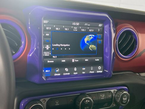 Used 2023 Jeep Gladiator Rubicon w/ LED Lighting Group image 15