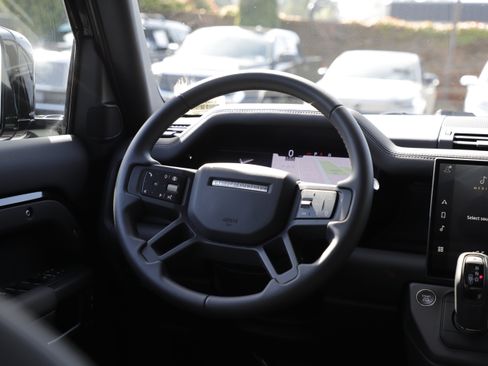 Certified 2026 Land Rover Defender 110 S AWD/4WD image 19