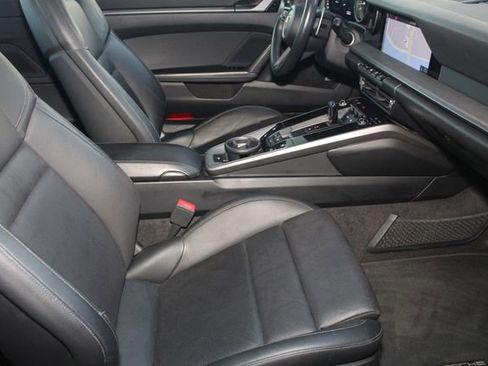 Certified 2021 Porsche 911 Carrera image 24