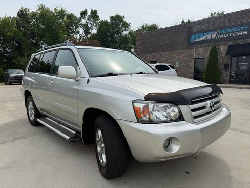 Used 2007 Toyota Highlander Limited AWD/4WD image 3