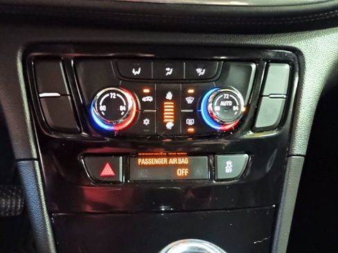 Used 2018 Buick Encore Preferred image 13