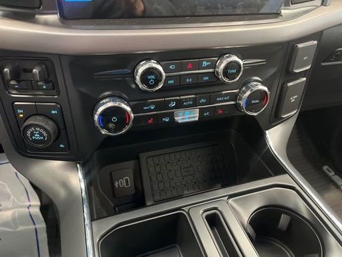 New 2025 Ford F150 XLT w/ Equipment Group 303A High image 20