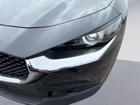 Certified 2025 MAZDA CX-30 AWD 2.5 S w/ Preferred Package image 9