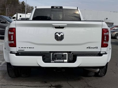 Used 2024 RAM 3500 Limited image 3