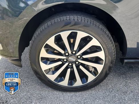 Used 2022 Lincoln Navigator L Reserve AWD/4WD image 7