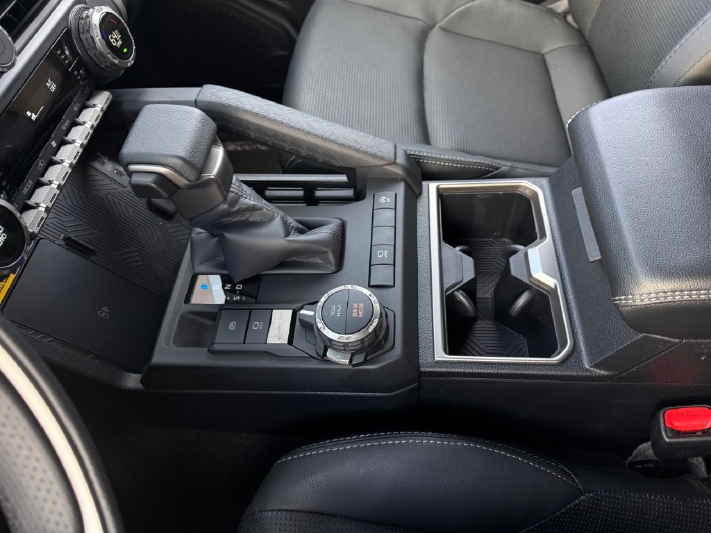 Used 2026 Toyota 4Runner Limited AWD/4WD image 18