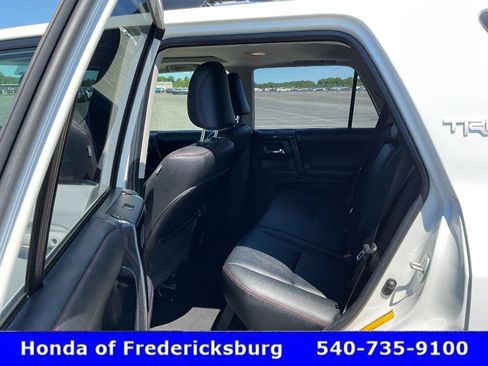 Used 2021 Toyota 4Runner TRD Off-Road Premium w/ Moonroof Package AWD/4WD image 23