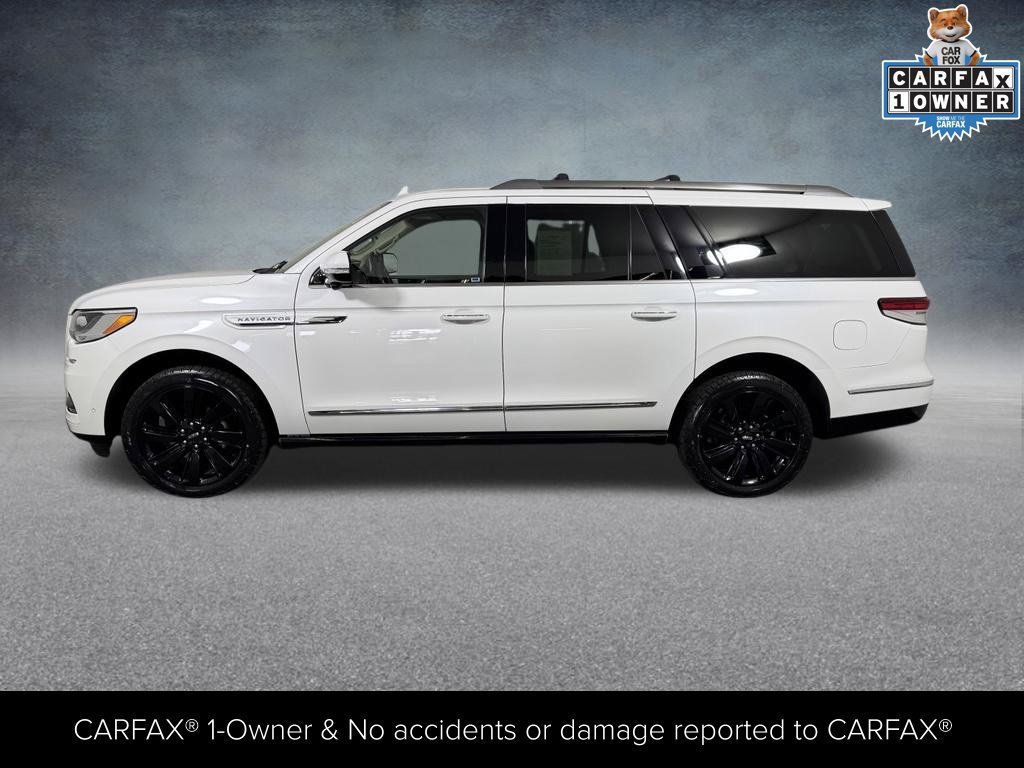 Certified 2022 Lincoln Navigator L Reserve AWD/4WD image 4