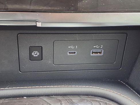 Used 2024 INFINITI QX80 Luxe image 7