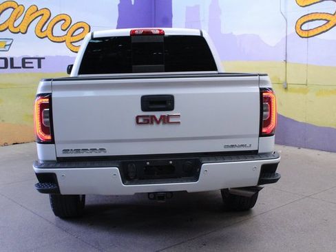 Used 2017 GMC Sierra 1500 Denali image 7