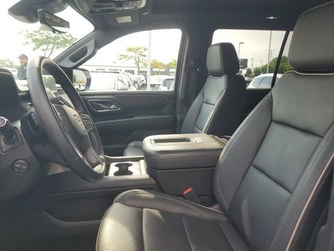 Used 2023 Chevrolet Tahoe Premier w/ Premium Package 2 AWD/4WD image 17