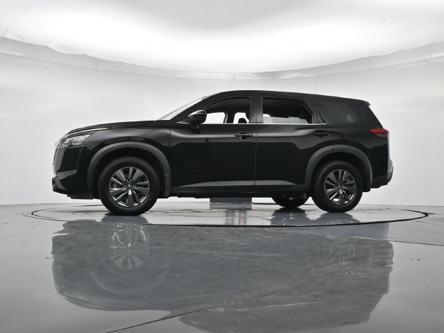 Used 2024 Nissan Pathfinder S FWD image 36