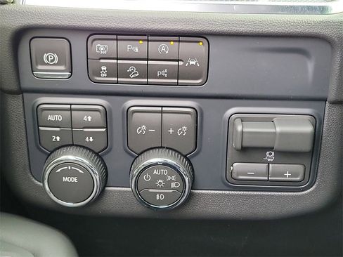 New 2026 Chevrolet Suburban RST w/ Comfort Package image 13