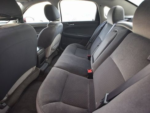 Used 2013 Chevrolet Impala LT w/ LT Sunroof Package image 9