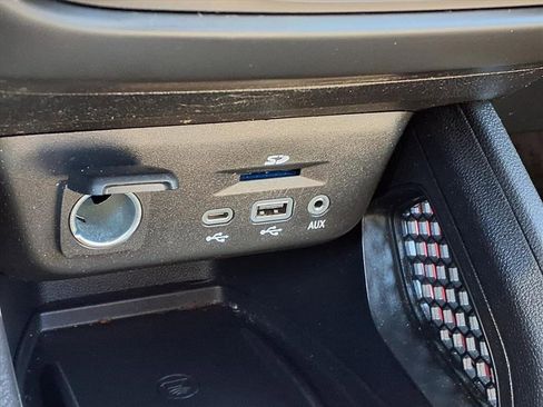 Used 2021 Chevrolet TrailBlazer RS image 17