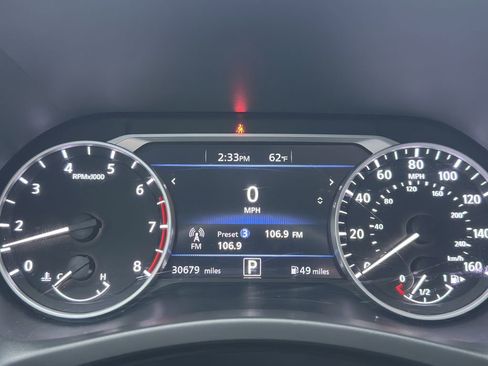 Used 2024 Nissan Sentra SR w/ SR Premium Package image 17