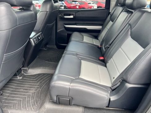 Used 2014 Toyota Tundra SR5 w/ SR5 Upgrade Package AWD/4WD image 24