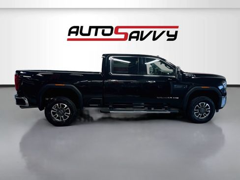 Used 2024 GMC Sierra 2500 SLT w/ SLT Premium Package AWD/4WD image 8