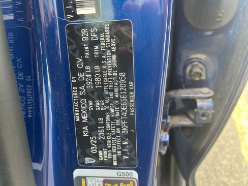 Used 2025 Kia K4 FWD image 28