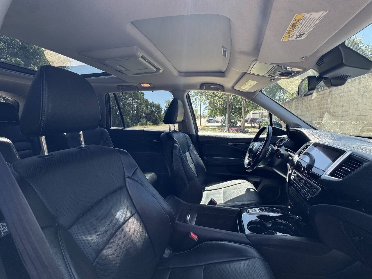 Used 2018 Honda Pilot Elite image 37