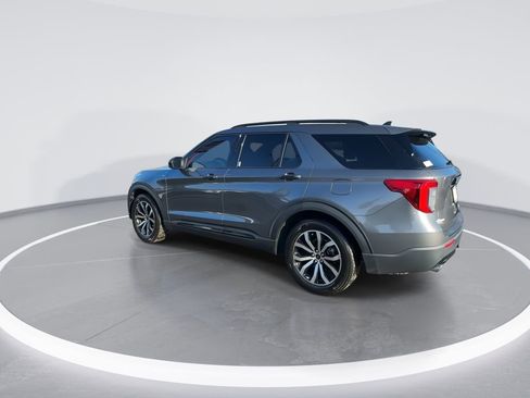 Used 2022 Ford Explorer ST-Line w/ Class IV Trailer Tow Package image 6