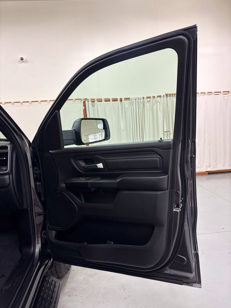 New 2027 RAM 1500 Express AWD/4WD image 28