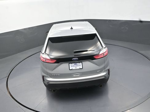Used 2019 Ford Edge SE AWD/4WD image 18