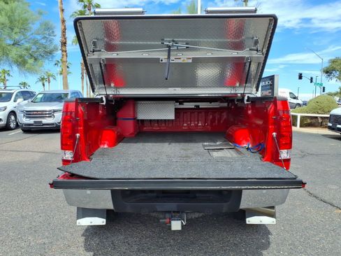 Used 2008 GMC Sierra 2500 SLT w/ Z71 Off-Road Package AWD/4WD image 10