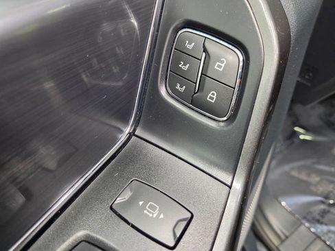 Used 2021 Ford F150 Lariat w/ Equipment Group 502A High AWD/4WD image 25