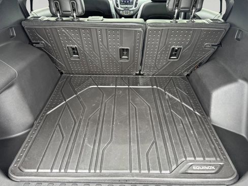 Used 2019 Chevrolet Equinox Premier image 11