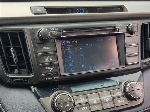 Used 2013 Toyota RAV4 XLE AWD/4WD image 13