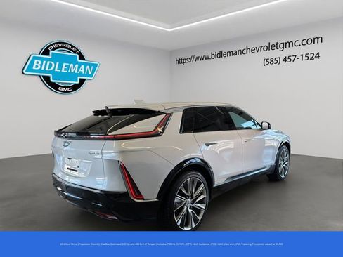 Used 2024 Cadillac Lyriq Luxury w/ LPO, Floor Liner Package image 8