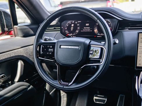 Used 2024 Land Rover Range Rover Sport Dynamic SE image 15