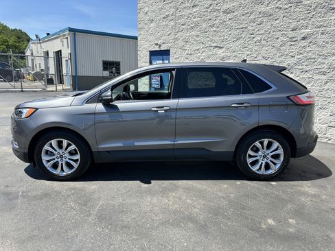 Used 2021 Ford Edge Titanium w/ Equipment Group 301A AWD/4WD image 4