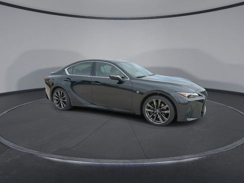 Used 2025 Lexus IS 350 F Sport RWD image 2